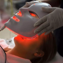 Lumina Pro™ – Terapia Facial LED 7 Cores para Acne, Manchas, Anti-idade e Skincare